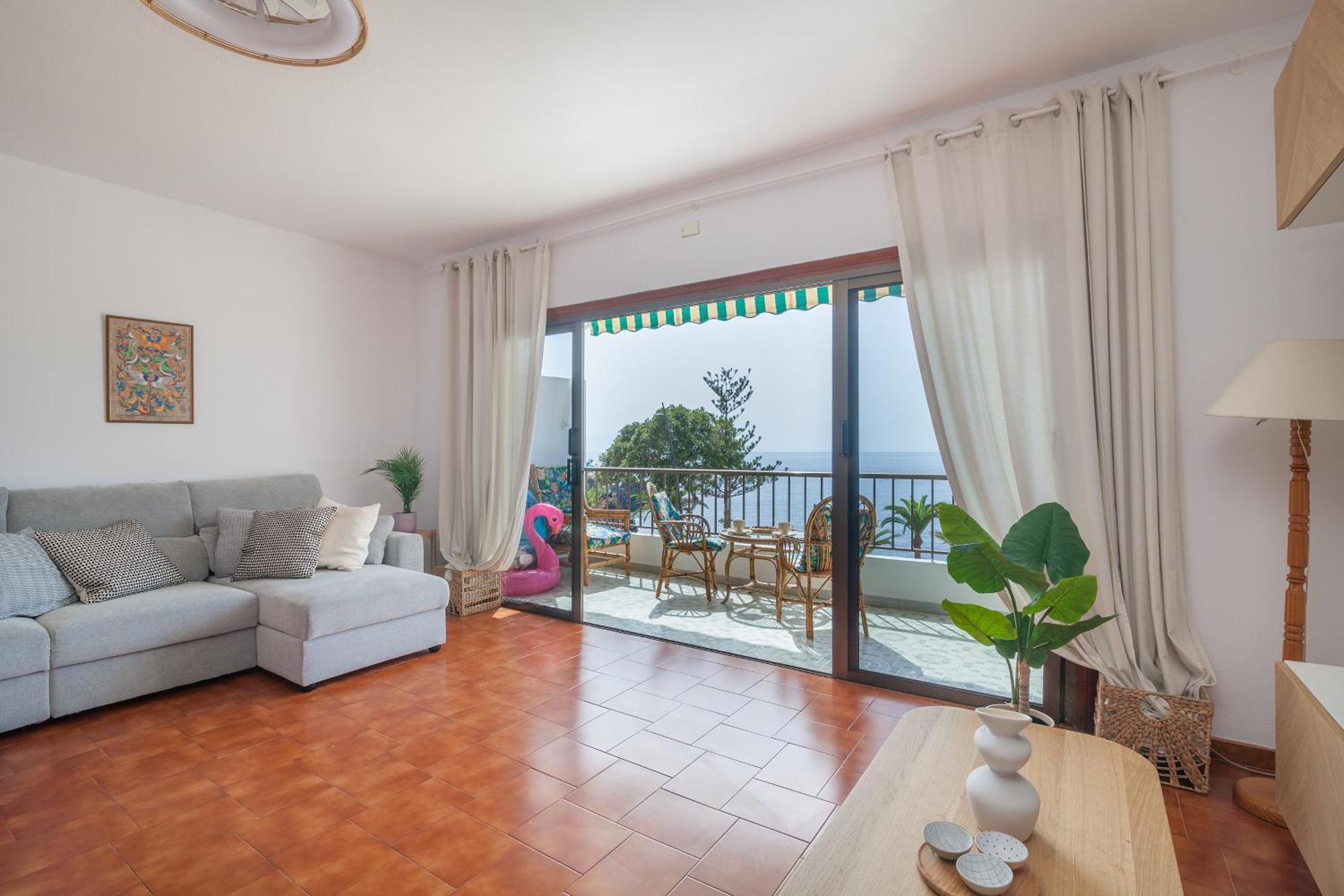 プエルト・デ・サンティアゴCasa De Franco - Ocean View, Terrace, Balcony, 50M From Playa La Arena, Fibre Netアパートメント エクステリア 写真